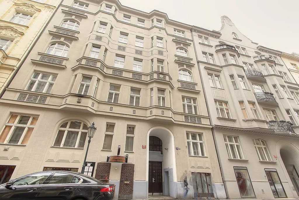 Centrum Apartments Old Town Squares kontakt